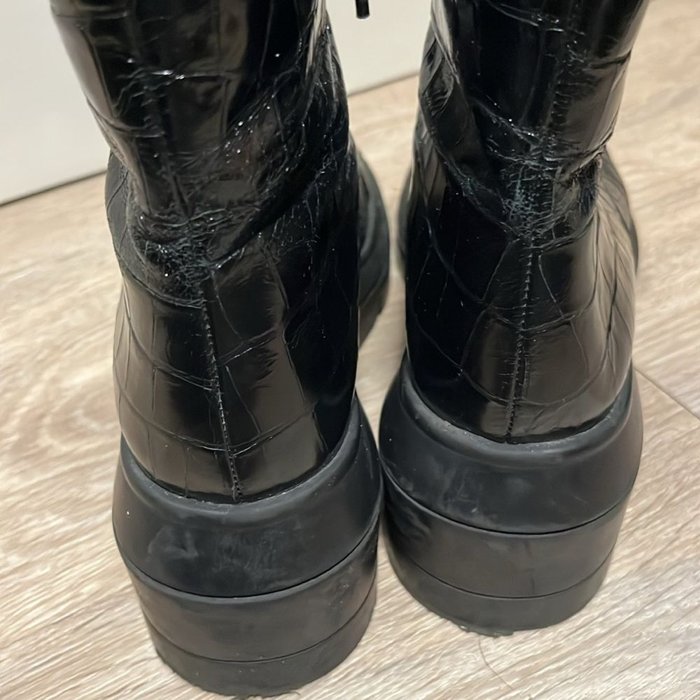 STUART WEITZMAN Nisha Black Croc-Embossed Leather Ankle Boots, Size 7 (EU 37.5) - Picture 11 of 16